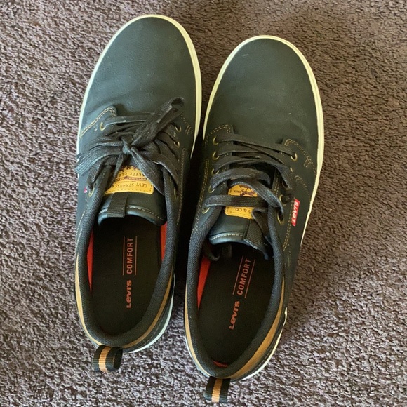 Men’s Levi’s Casual Sneakers-Size 8.5-Fit like 10 - Picture 4 of 5